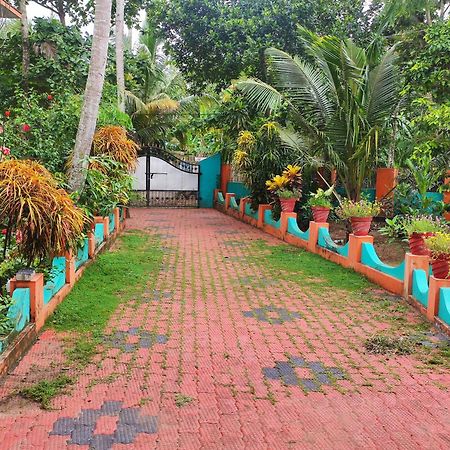 Happy Buddha Homestay Varkala Esterno foto