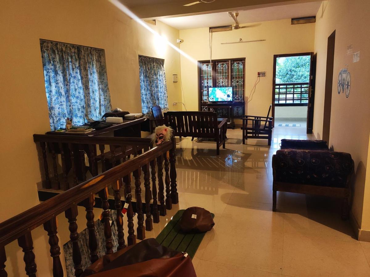 Happy Buddha Homestay Varkala Esterno foto