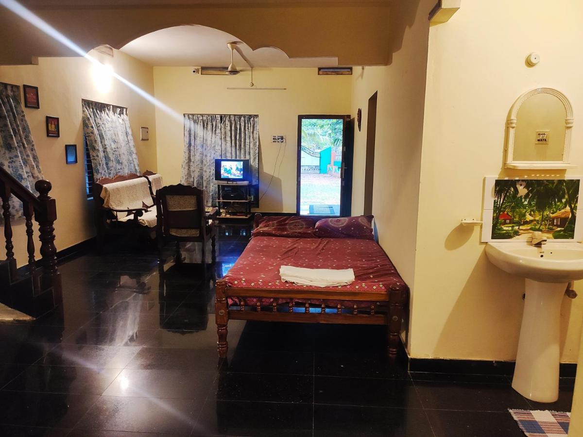 Happy Buddha Homestay Varkala Esterno foto