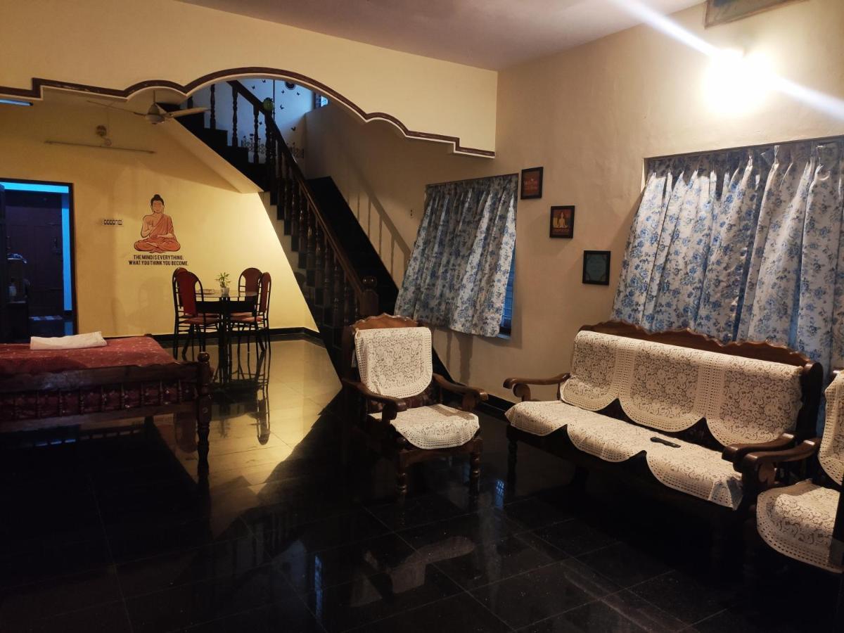 Happy Buddha Homestay Varkala Esterno foto