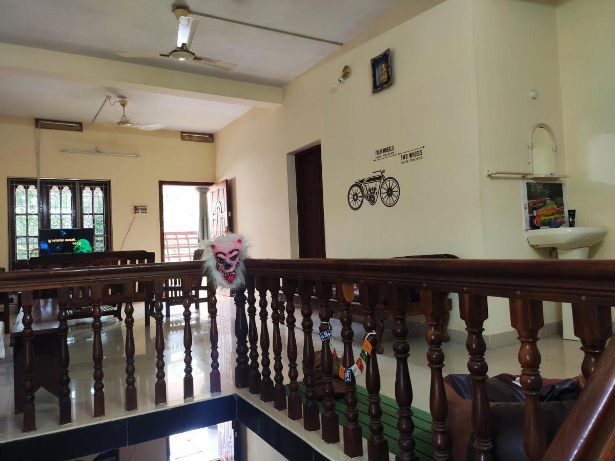 Happy Buddha Homestay Varkala Esterno foto